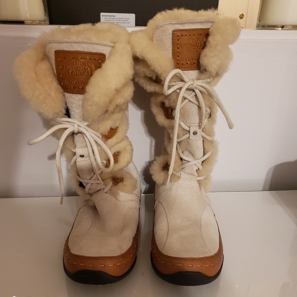 NorthFace Primaloft 200 Insulation Suede Leather Trim Floral Fur Lace Up W9 NWOT - Picture 2 of 12